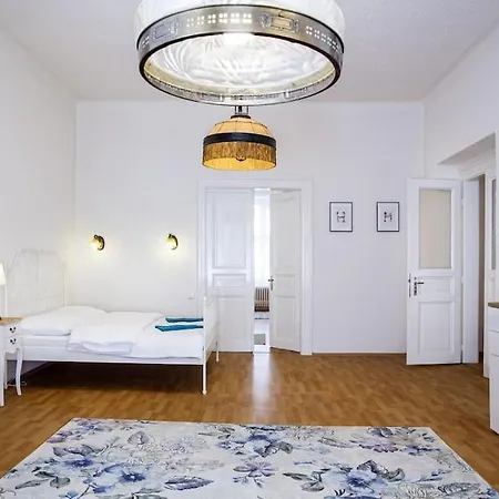 Διαμέρισμα Stylish Retreat In