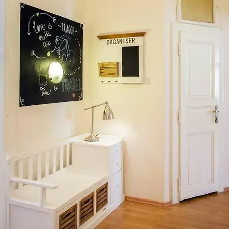 Διαμέρισμα Stylish Retreat In *